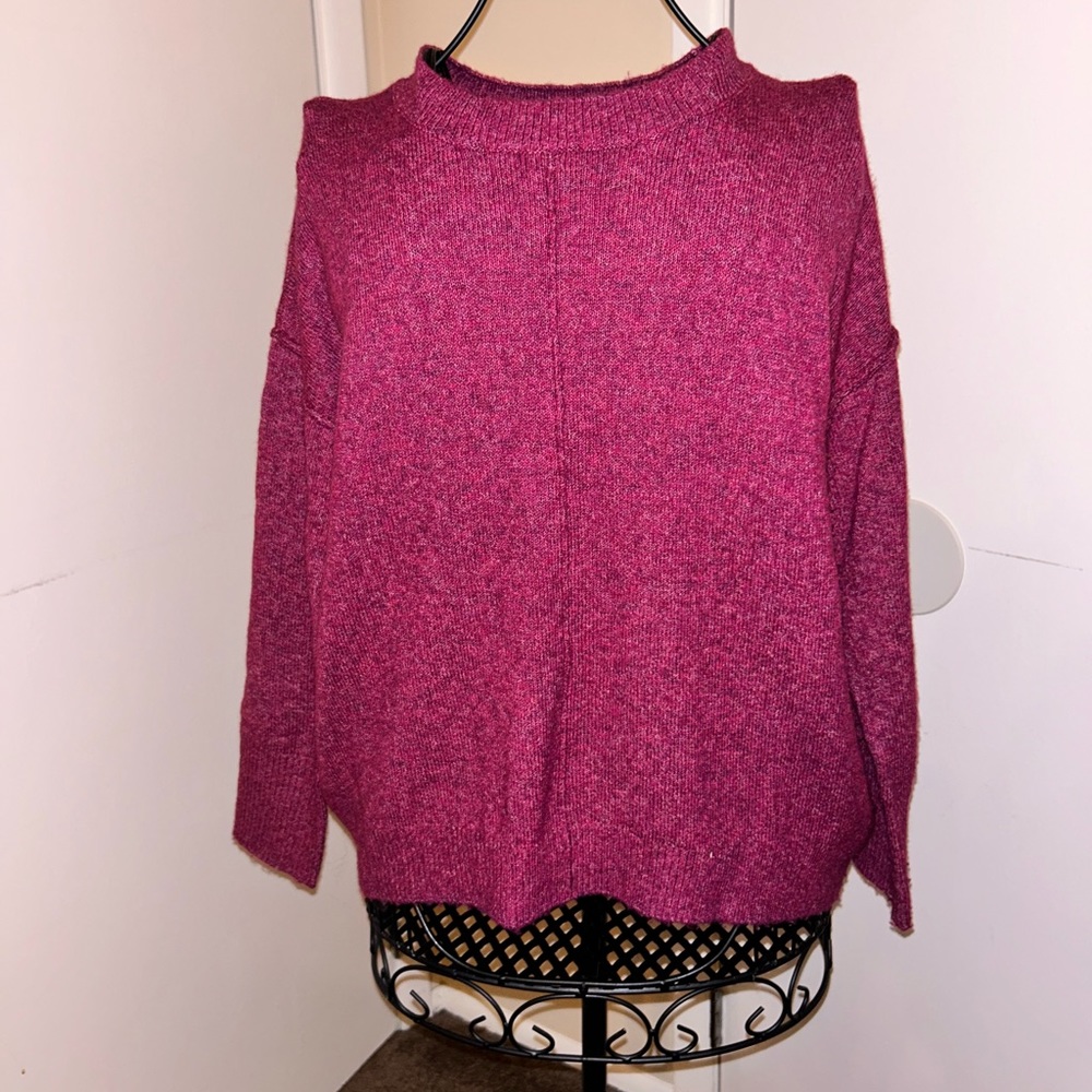 Vince Camuto Sweater